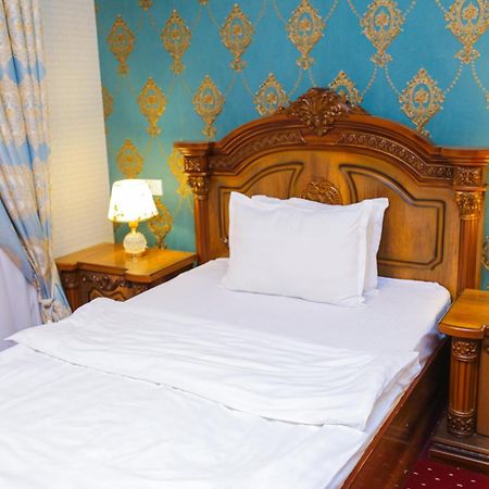 Dendi Plaza Hotel Buhara Exterior foto