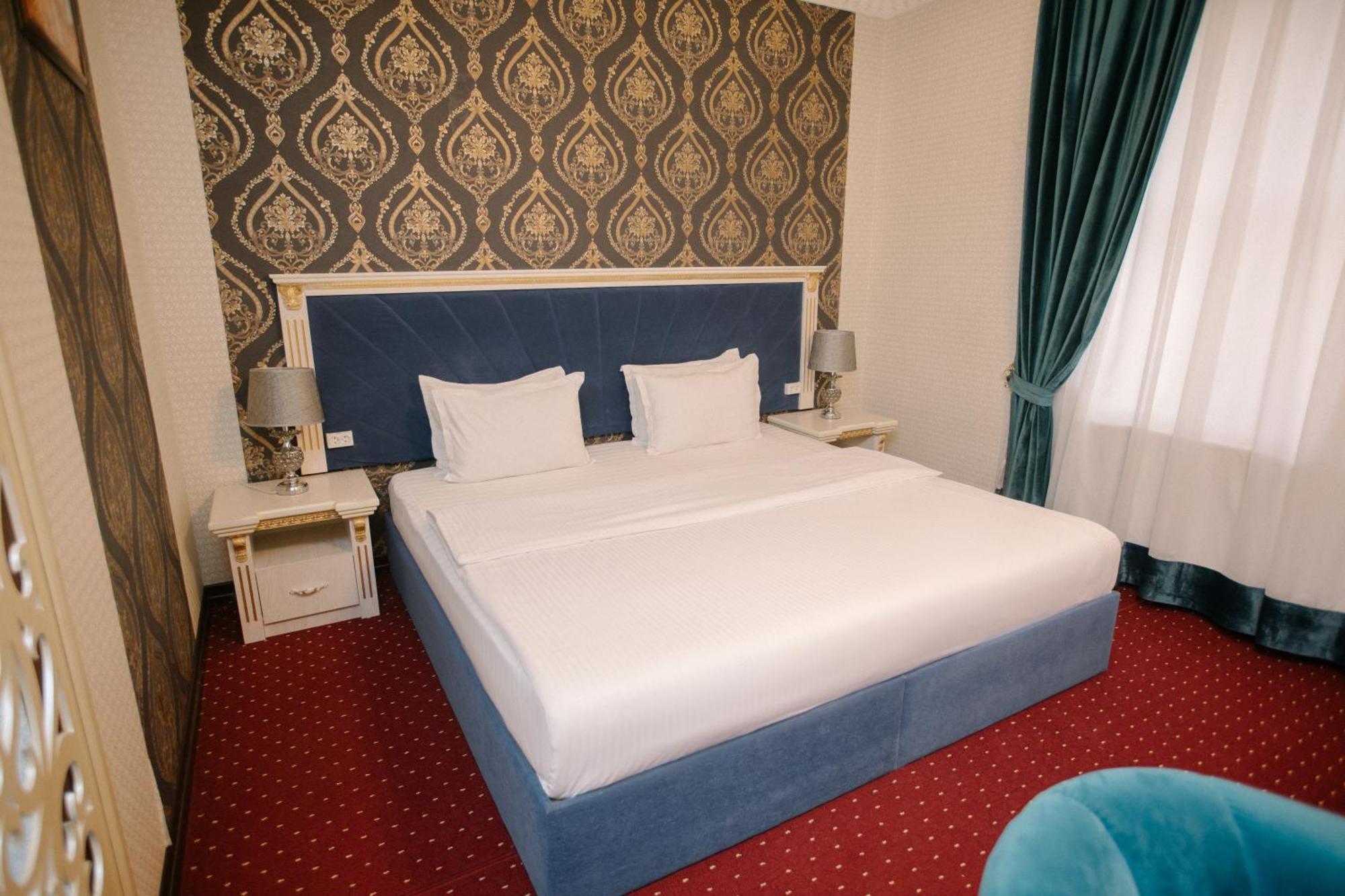 Dendi Plaza Hotel Buhara Exterior foto