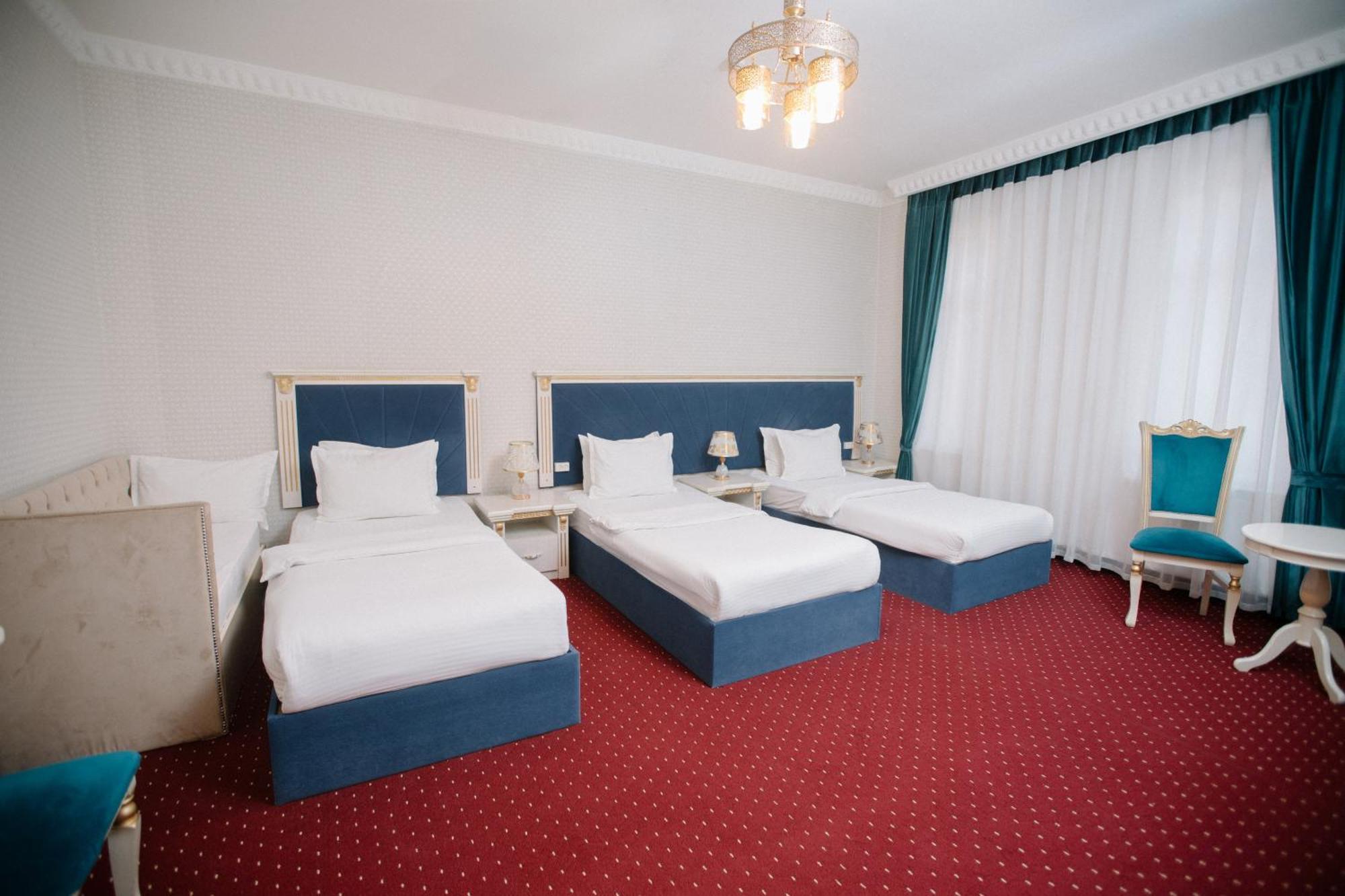 Dendi Plaza Hotel Buhara Exterior foto