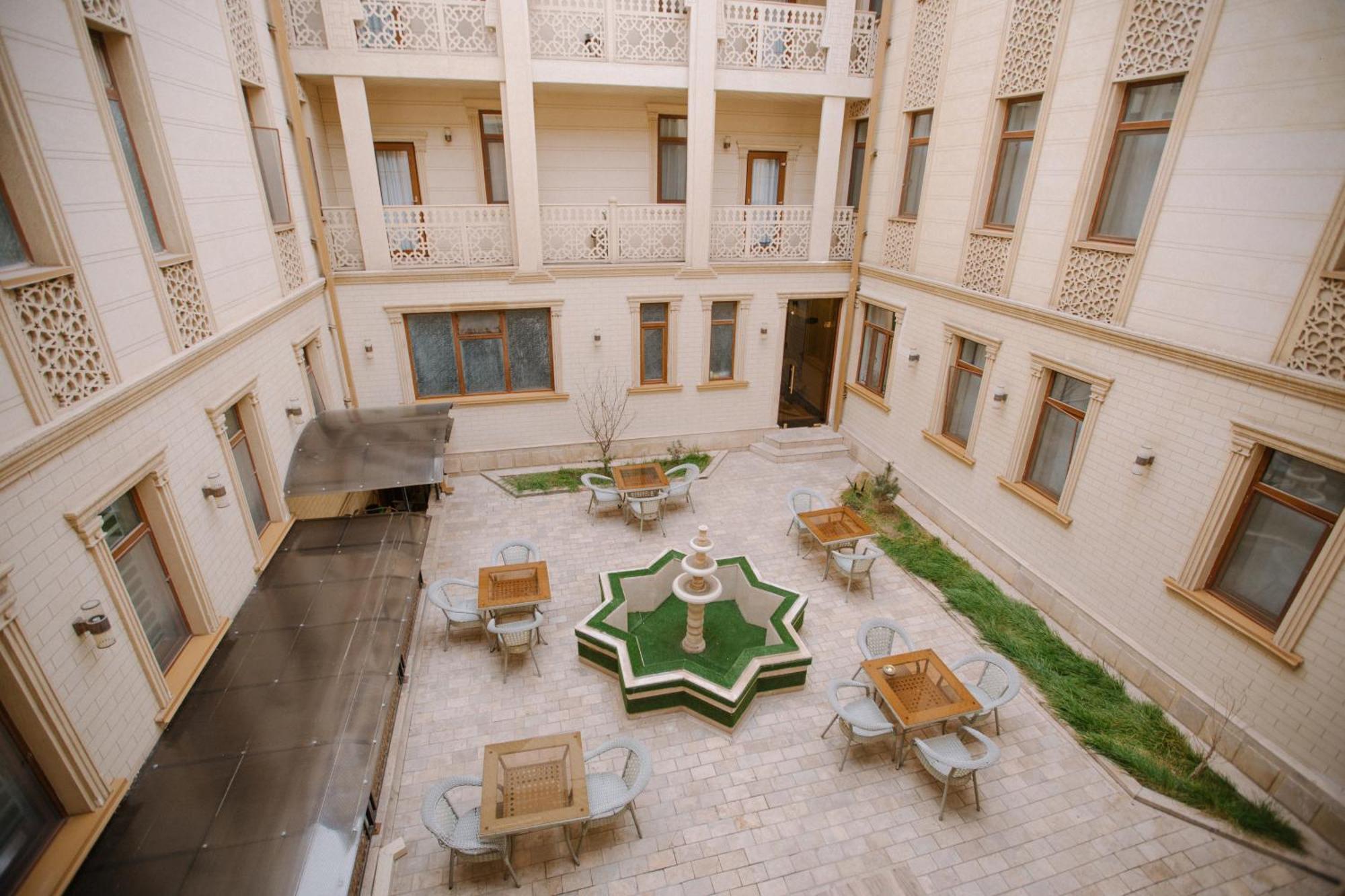 Dendi Plaza Hotel Buhara Exterior foto