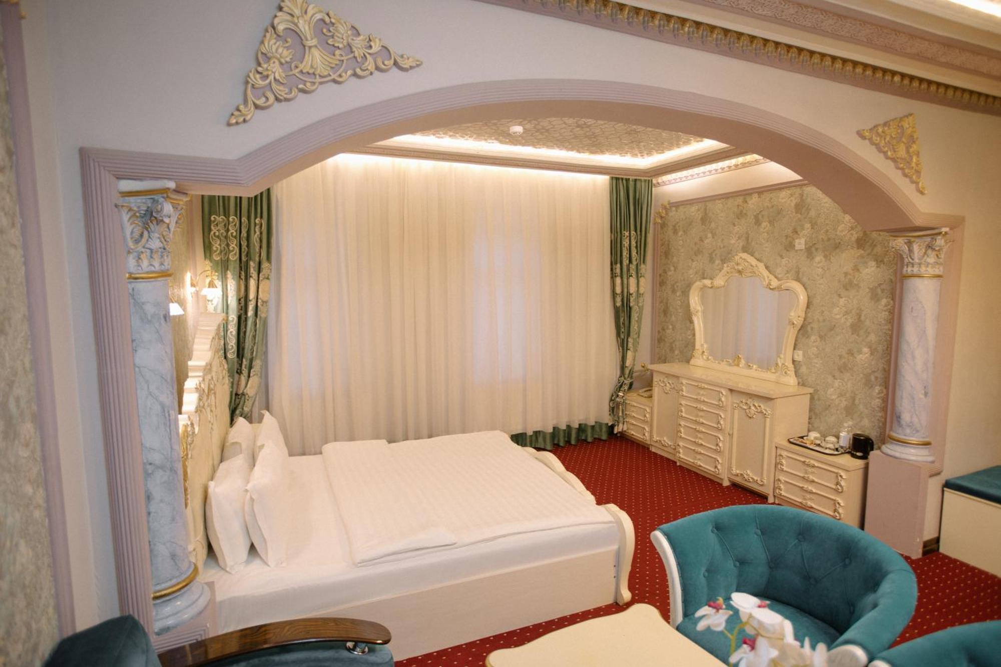 Dendi Plaza Hotel Buhara Exterior foto