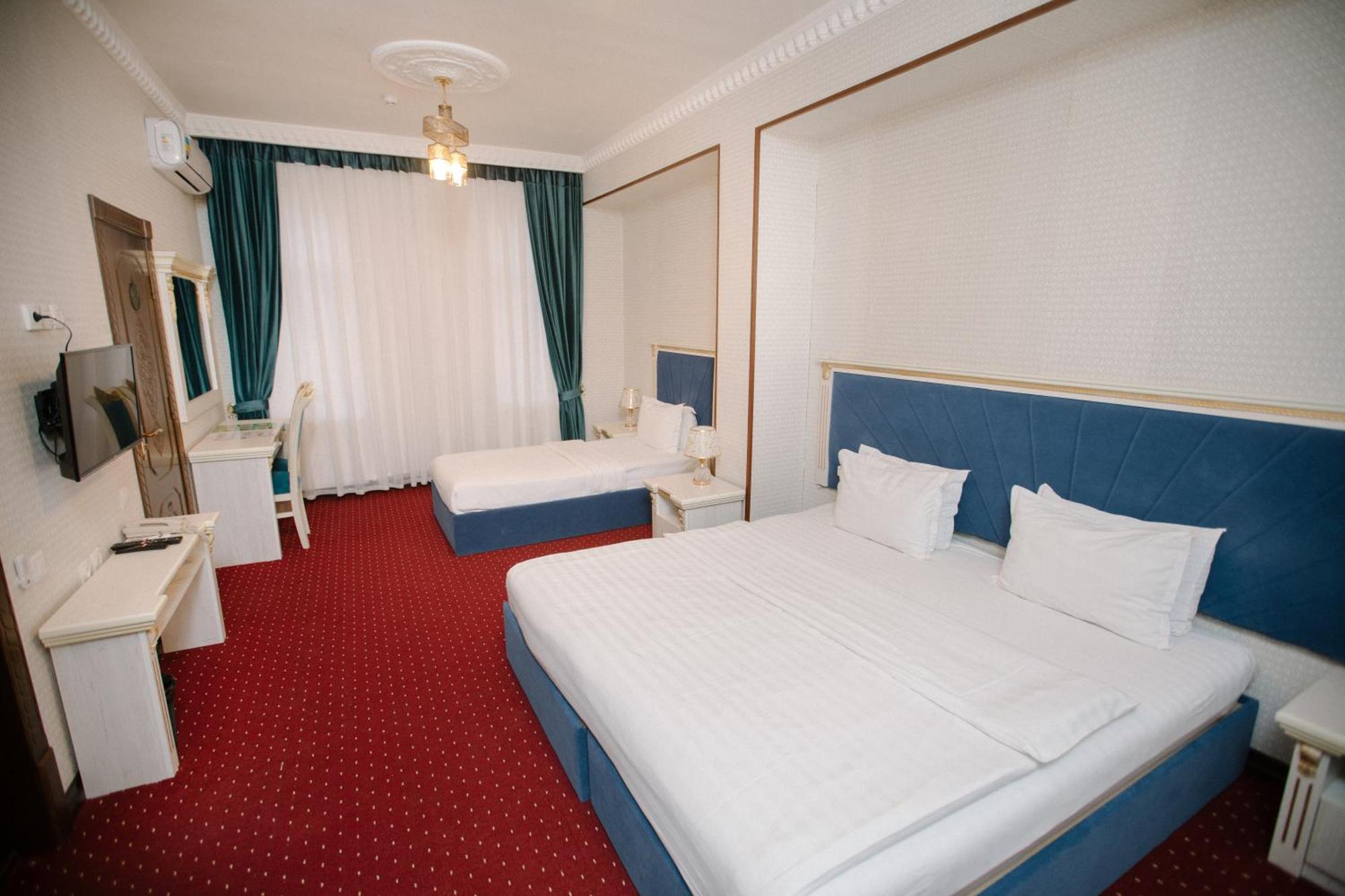 Dendi Plaza Hotel Buhara Exterior foto