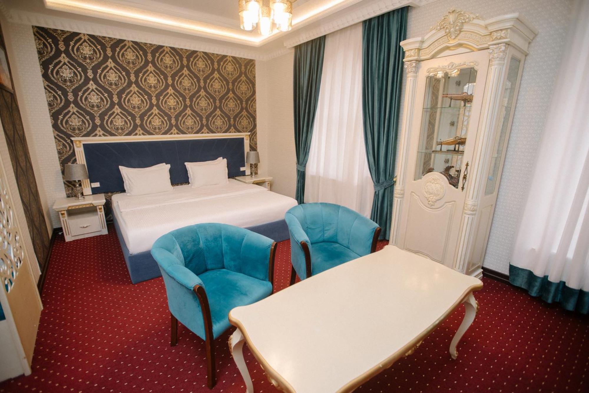 Dendi Plaza Hotel Buhara Exterior foto
